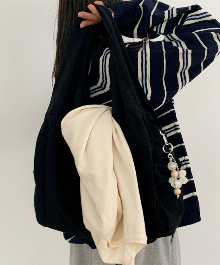 スエードショルダーバッグ BLACK