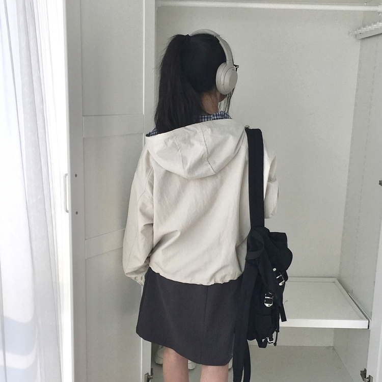 가을무드 체크 배색 루즈핏 스트링 후드 바람막이 집업 점퍼 베이지