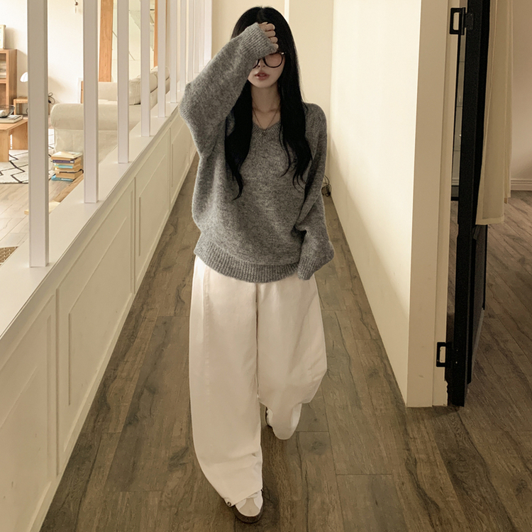 보호본능 펜던트 알파카 울 브이넥 펜던트 와펜 나그랑 여리여리 오버핏 니트 그레이