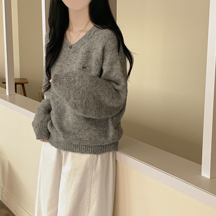 보호본능 펜던트 알파카 울 브이넥 펜던트 와펜 나그랑 여리여리 오버핏 니트 그레이