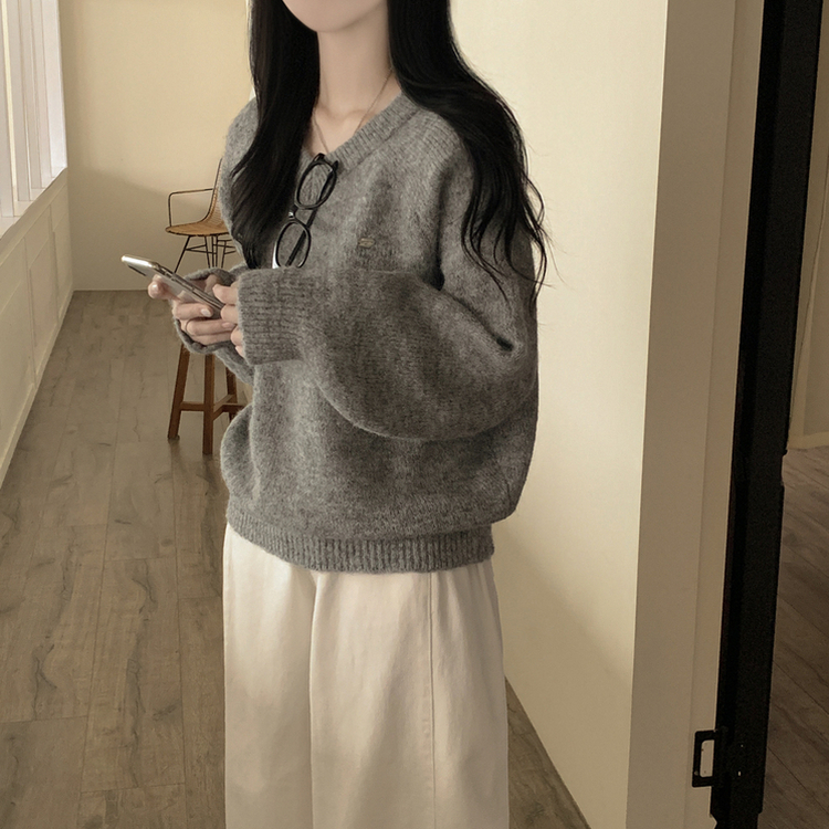 보호본능 펜던트 알파카 울 브이넥 펜던트 와펜 나그랑 여리여리 오버핏 니트 그레이