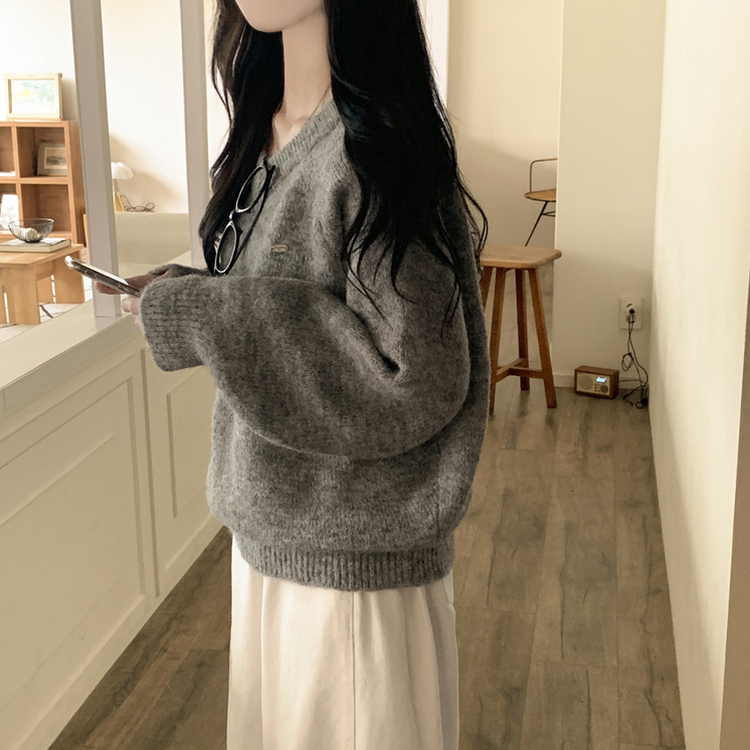 보호본능 펜던트 알파카 울 브이넥 펜던트 와펜 나그랑 여리여리 오버핏 니트 그레이