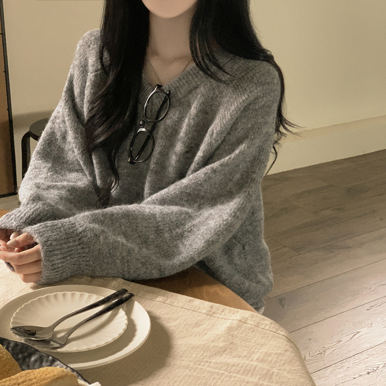 보호본능 펜던트 알파카 울 브이넥 펜던트 와펜 나그랑 여리여리 오버핏 니트 그레이