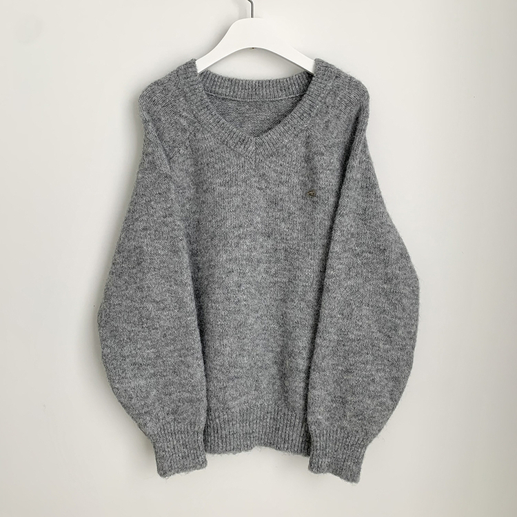 보호본능 펜던트 알파카 울 브이넥 펜던트 와펜 나그랑 여리여리 오버핏 니트