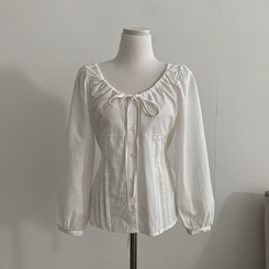 リボンシャーリングブラウス