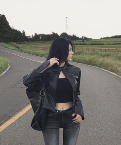 ノーカラー肩パッドレザージャケット BLACK