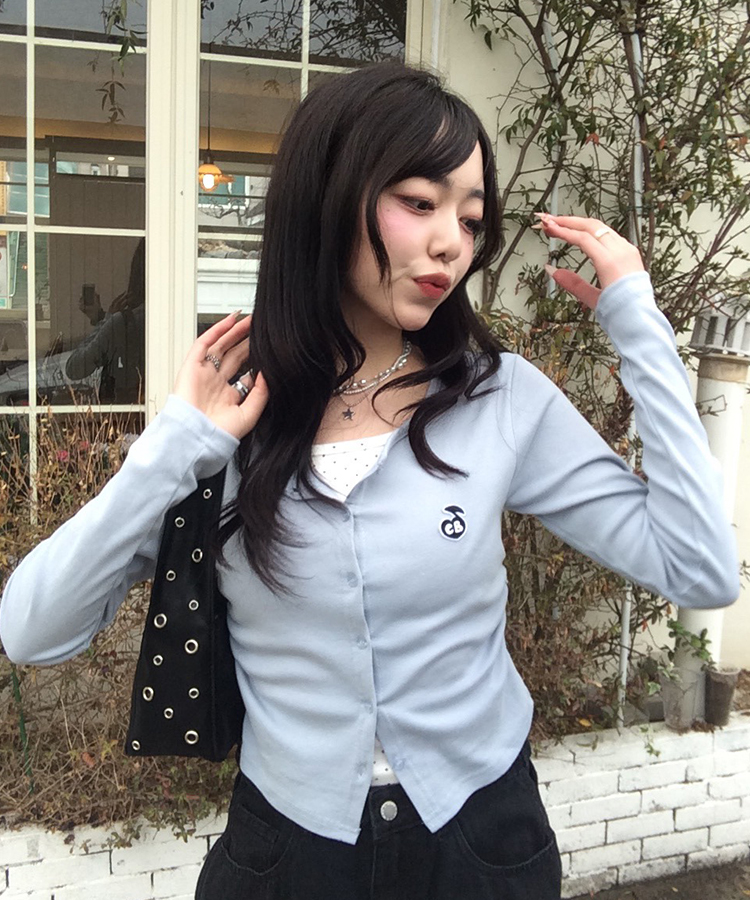 [NEW컬러❤️7차리오더] 레이어드 도트 패치 가디건 소라