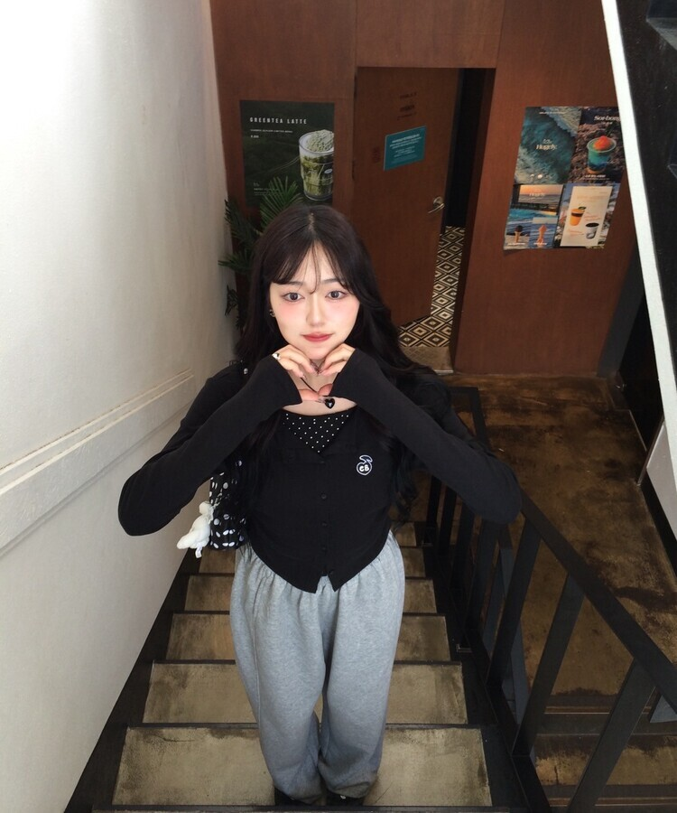 【7次再オーダー❤️MADE】ドットレイヤード風ワッペンカーディガン BLACK