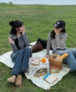 【1次完売❤️限定販売】ストライプレイヤード風ワッペンカーディガン GRAY