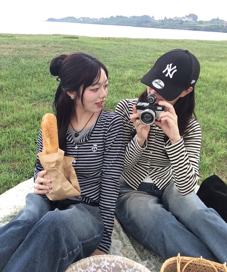 【1次完売❤️限定販売】ストライプレイヤード風ワッペンカーディガン GRAY