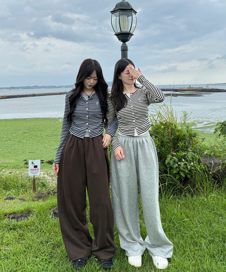 【1次完売❤️限定販売】ストライプレイヤード風ワッペンカーディガン IVORY