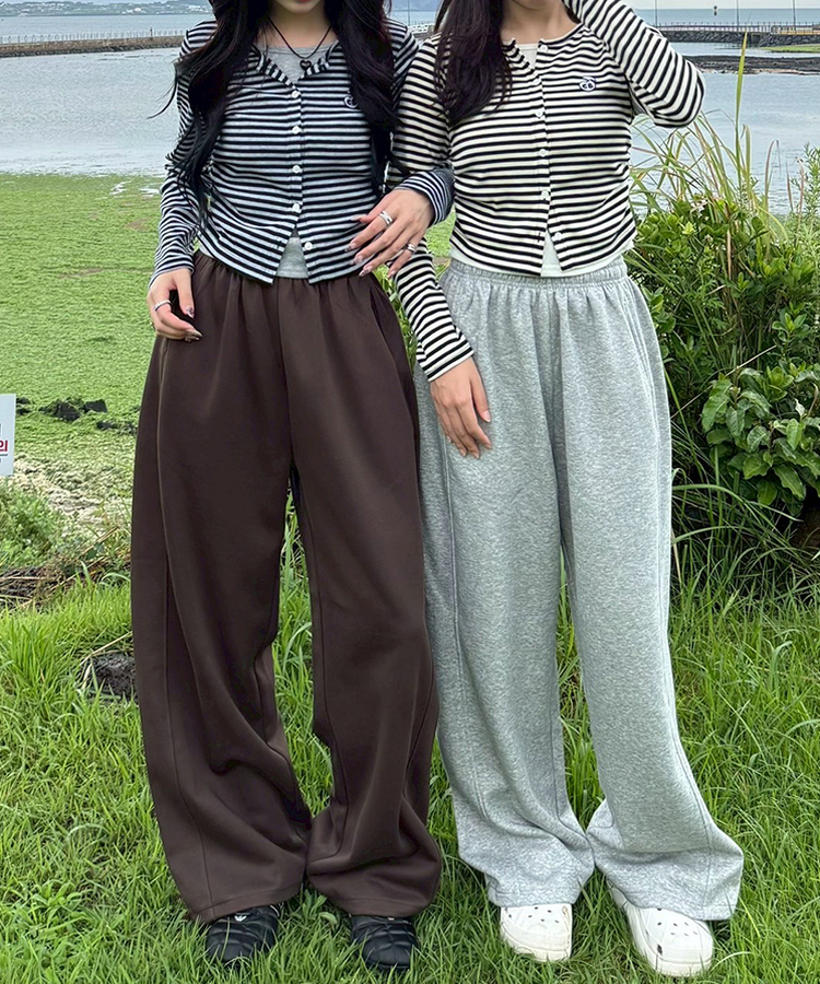 【1次完売❤️限定販売】ストライプレイヤード風ワッペンカーディガン IVORY