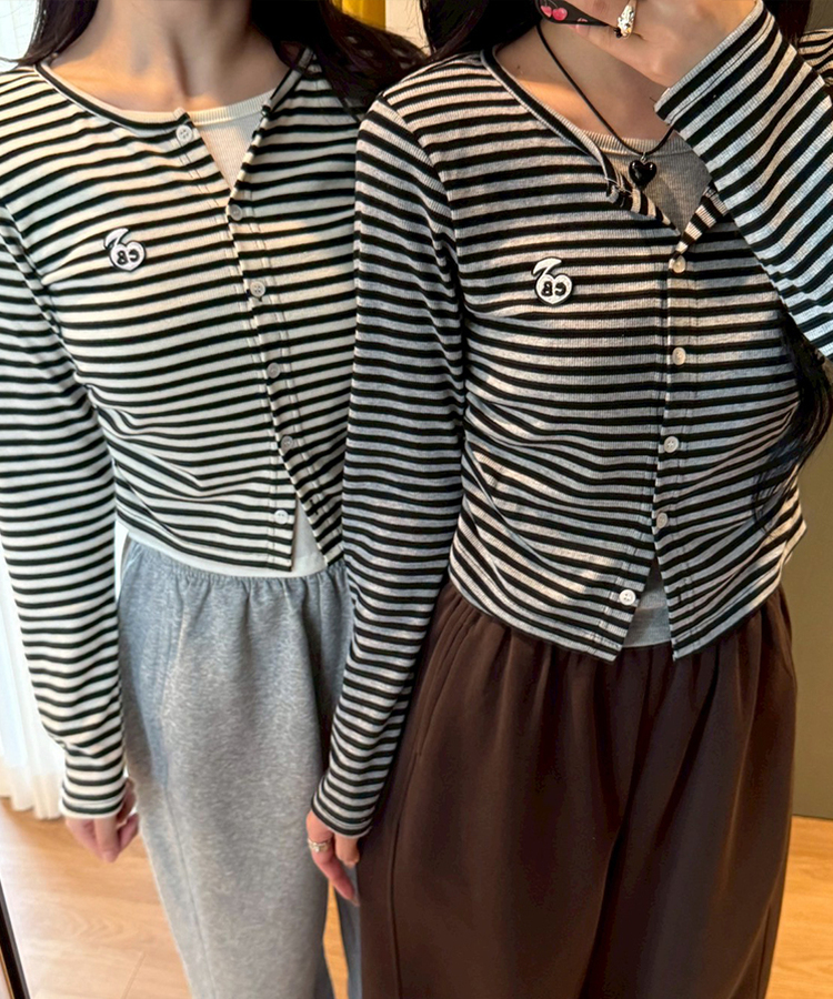 【1次完売❤️限定販売】ストライプレイヤード風ワッペンカーディガン IVORY