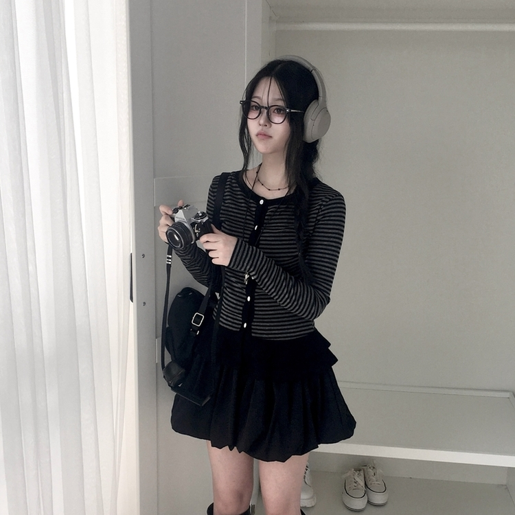 단가라 스트라이프 프릴 레이어드 긴팔가디건