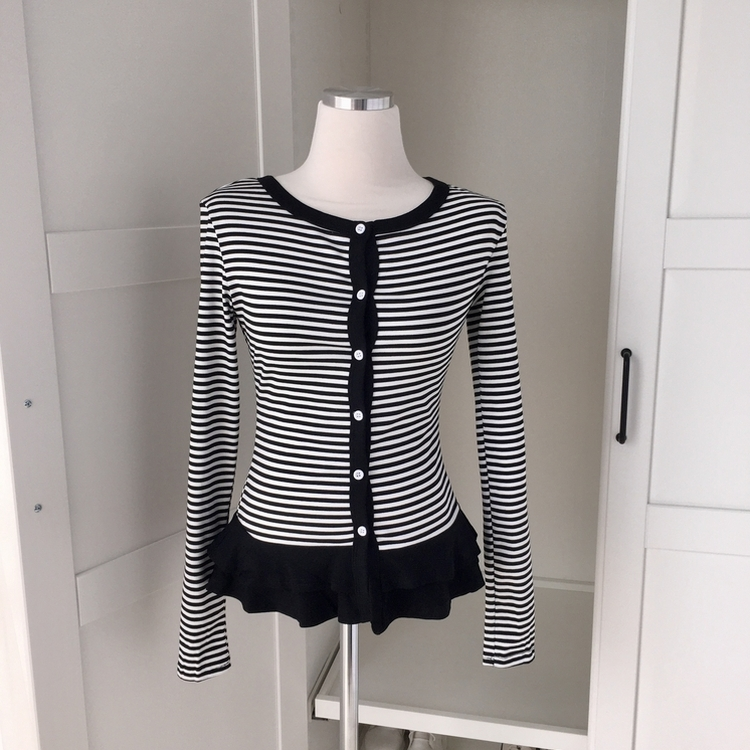 단가라 스트라이프 프릴 레이어드 긴팔가디건