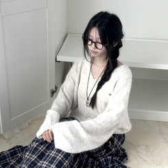 포근 브이넥 아방 벌룬소매 보카시 니트 가을 겨울 데일리 화이트