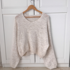 포근 브이넥 아방 벌룬소매 보카시 니트 가을 겨울 데일리