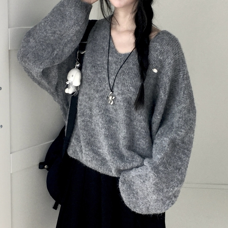 포근 브이넥 아방 벌룬소매 보카시 니트 가을 겨울 데일리 그레이