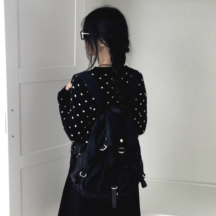 빈티지 도트 라운드넥 스탠다드핏 니트 가디건 블랙