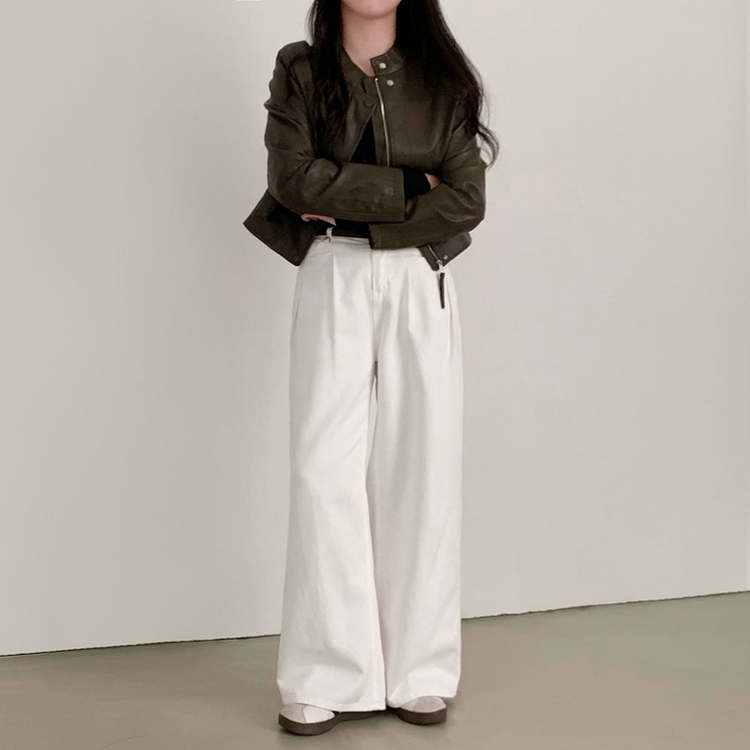 아무튼 가을스탠다드핏 바이커 크롭 레더 자켓