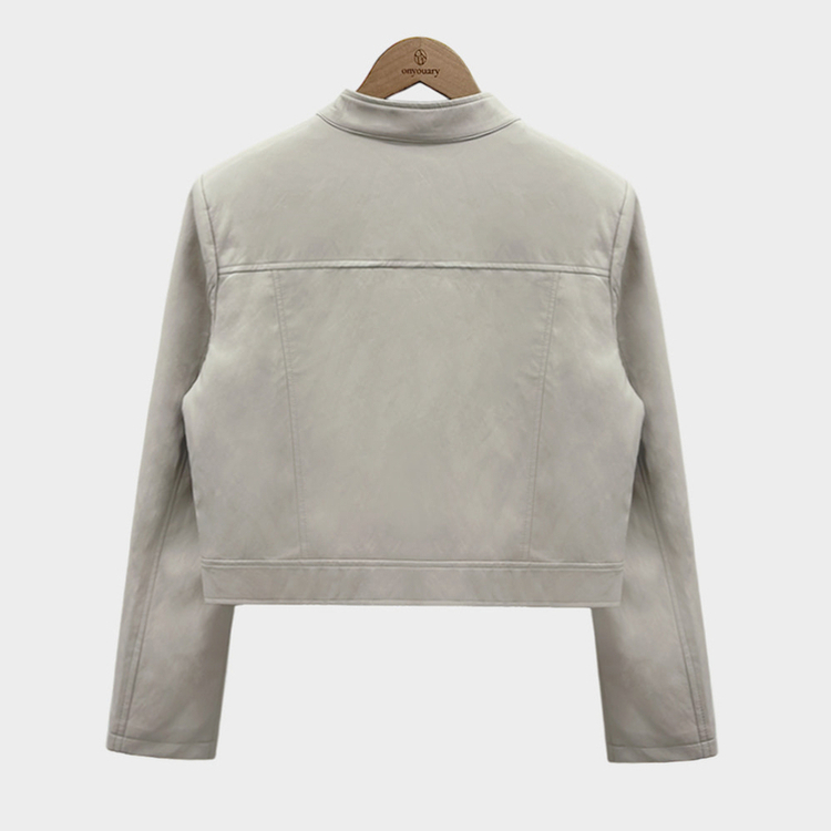 아무튼 가을스탠다드핏 바이커 크롭 레더 자켓