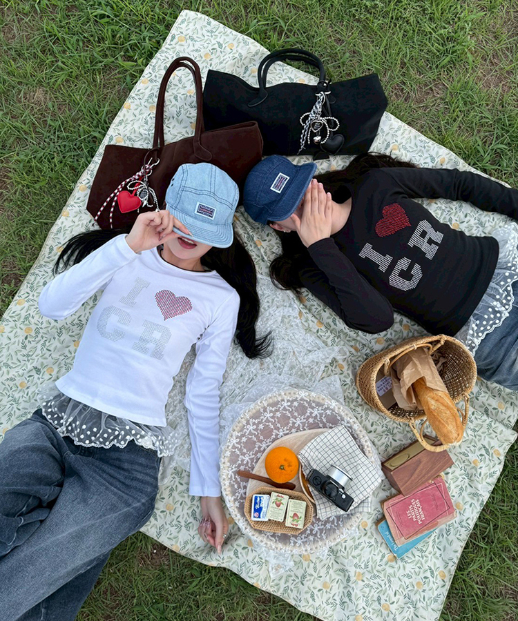 스웨이드 스퀘어 백 브라운