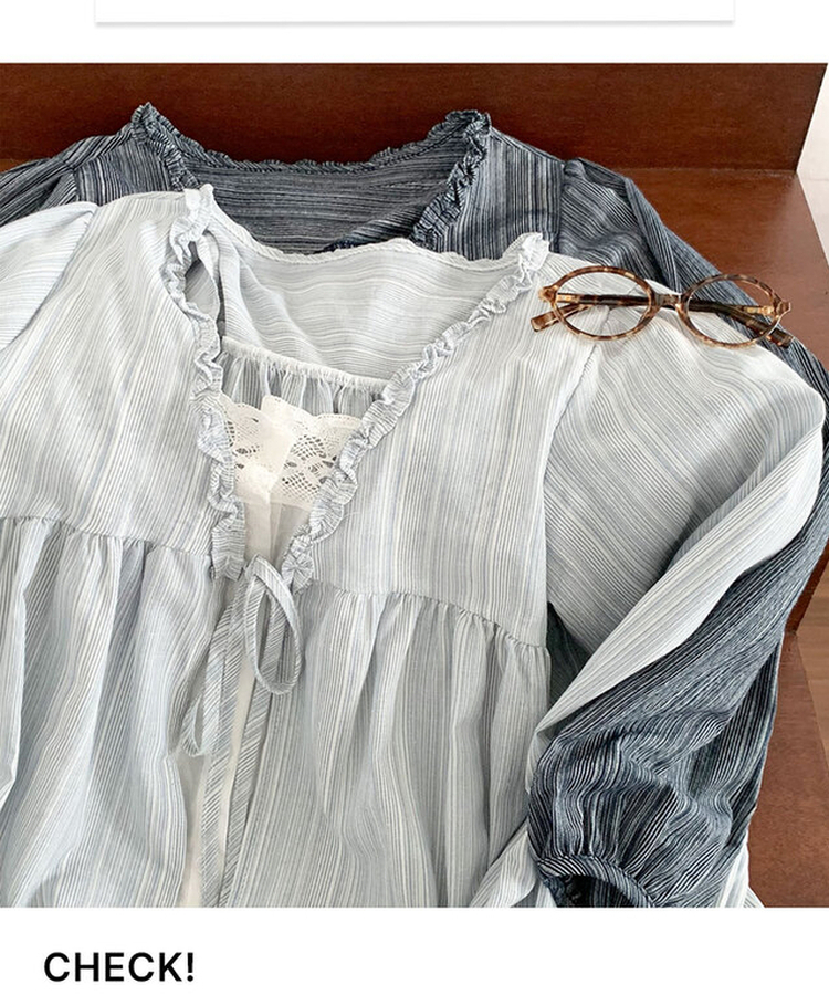 코이 세로 스트라이프 패턴 프릴 레이어드 일체형 긴팔 퍼프소매 블라우스