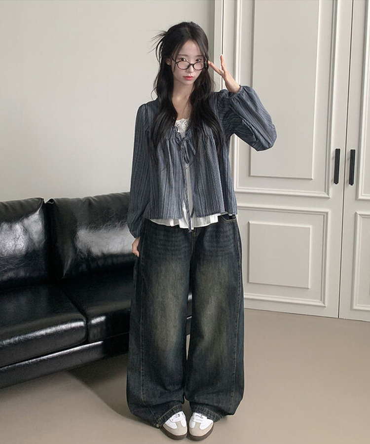 코이 세로 스트라이프 패턴 프릴 레이어드 일체형 긴팔 퍼프소매 블라우스 네이비