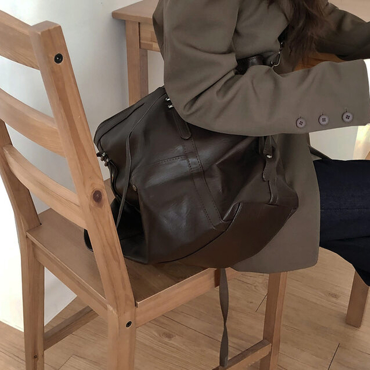スリーチングショルダークロスバッグ BROWN