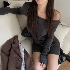 【ベルト付き】ワンショルダーニットワンピース CHARCOAL