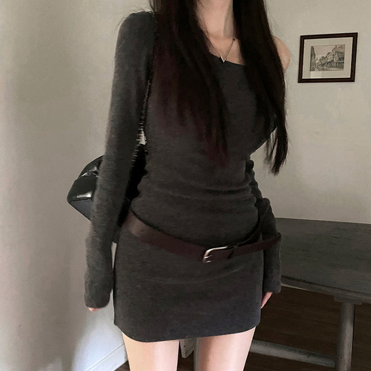 【ベルト付き】ワンショルダーニットワンピース CHARCOAL