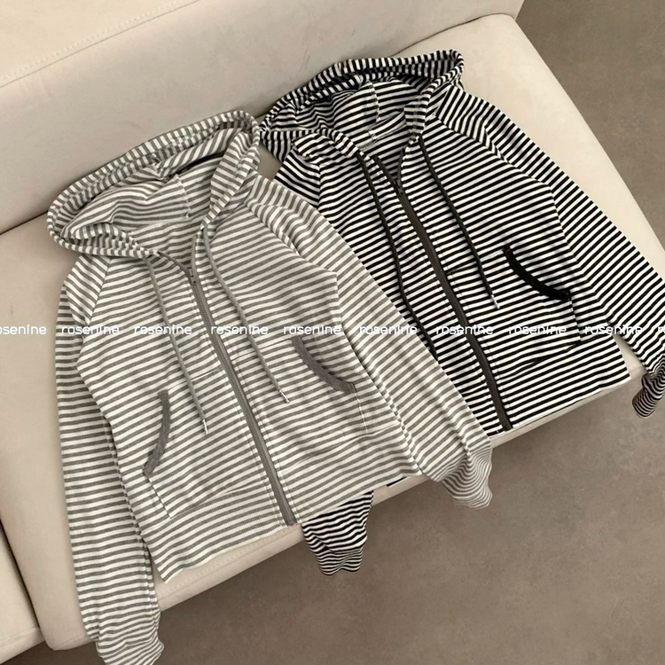 ストライプスリムフードジップアップ