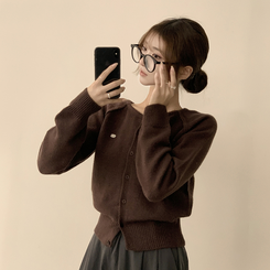 폭닥폭닥 마카롱 라운드 와펜 버튼 가을 긴팔 니트 가디건 밤색