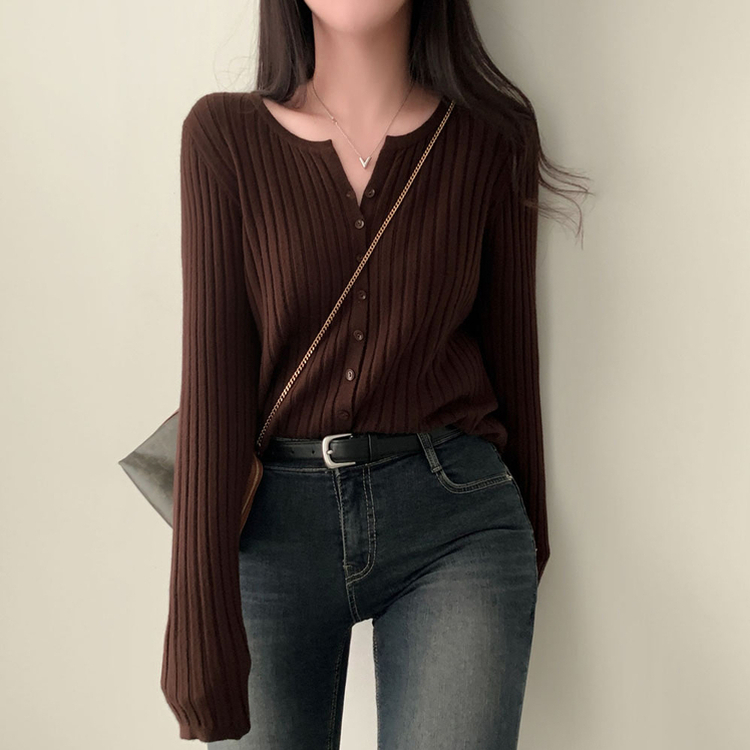 계절의 틈어텀 세미 슬림핏 라운드넥 트임 니트 가디건 브라운