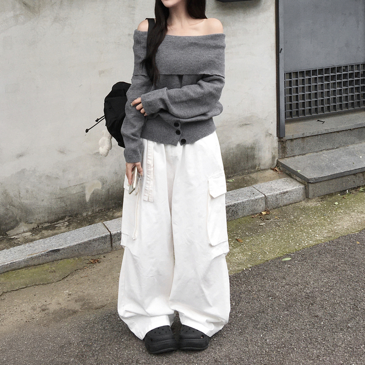 류니 오프숄더 골지 밑단버튼 스트라이프 무지 여리 긴팔 두툼 니트 그레이