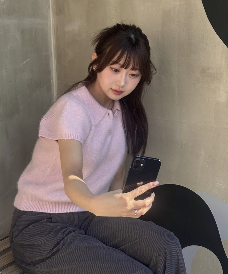 소피 카라 반팔 니트 연핑크