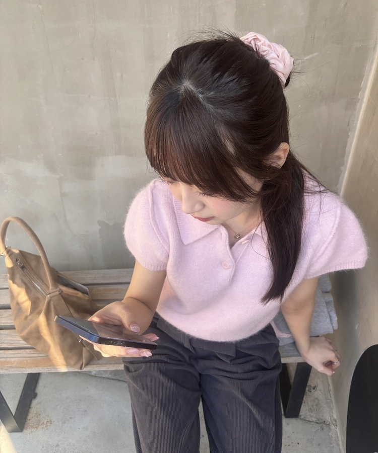 소피 카라 반팔 니트 연핑크