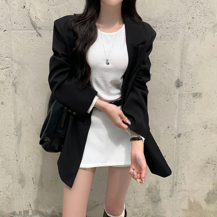 퍼팅 카라 오버핏 뒷트임 어깨패트 블레이저 자켓 블랙