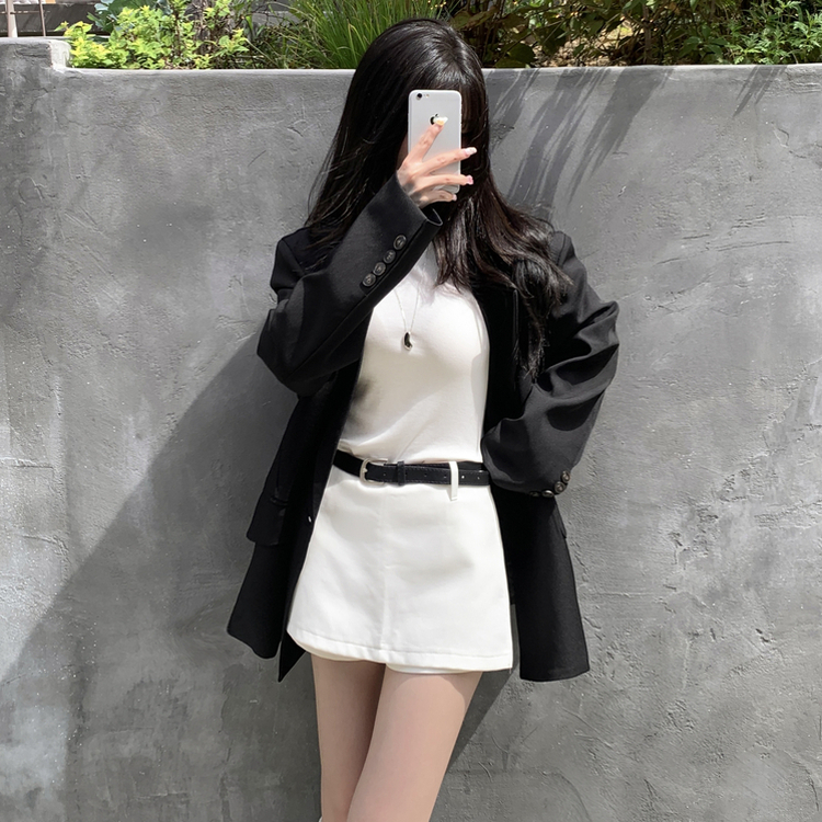 퍼팅 카라 오버핏 뒷트임 어깨패트 블레이저 자켓 블랙