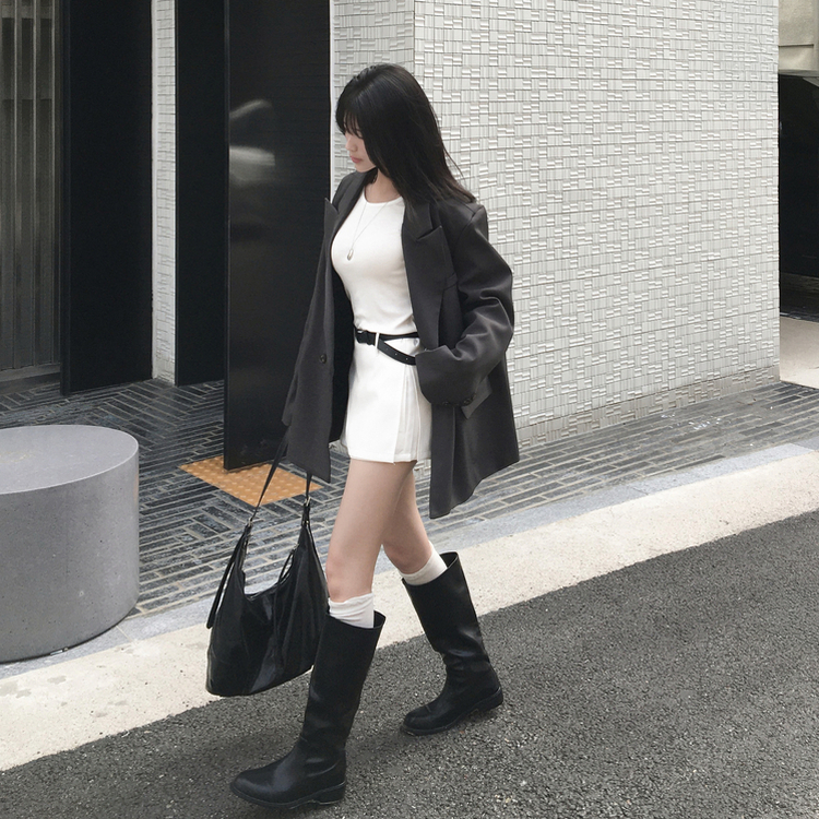 젠타 유광 롱 부츠 워커 블랙