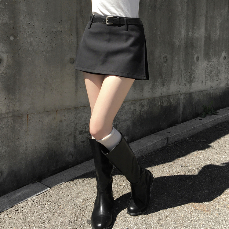 젠타 유광 롱 부츠 워커 블랙