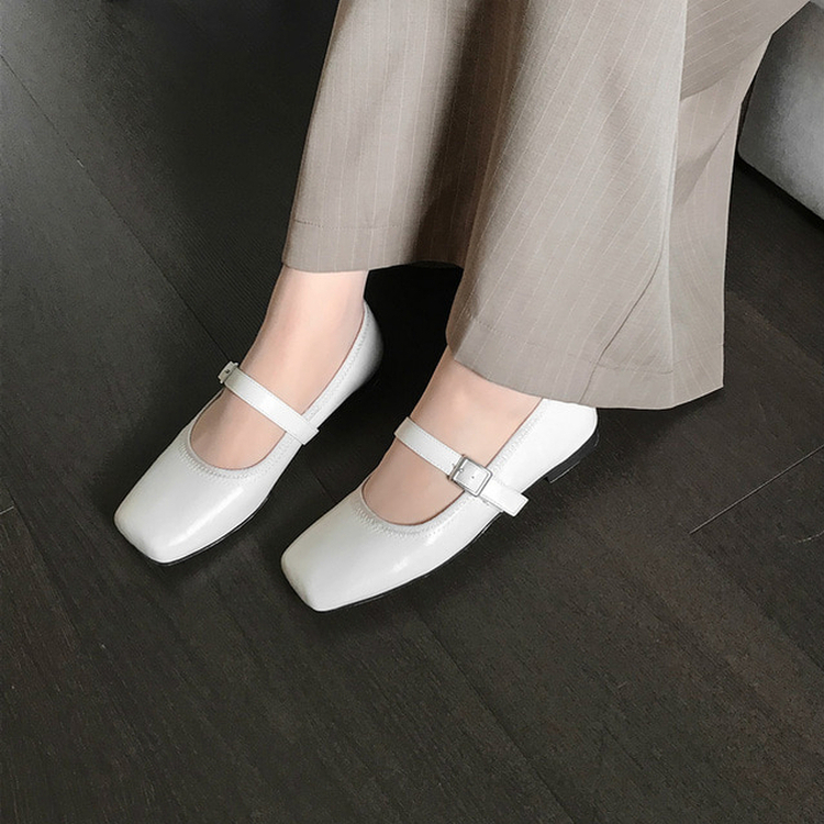 スクエアフラットシューズ IVORY