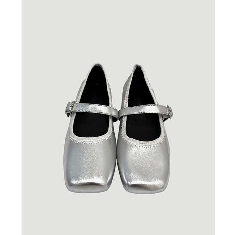 スクエアフラットシューズ