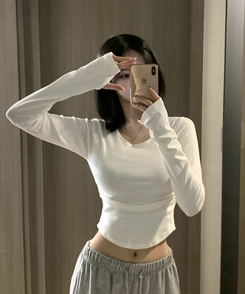 サイドシャーリングラウンド長袖Tシャツ(6color) IVORY