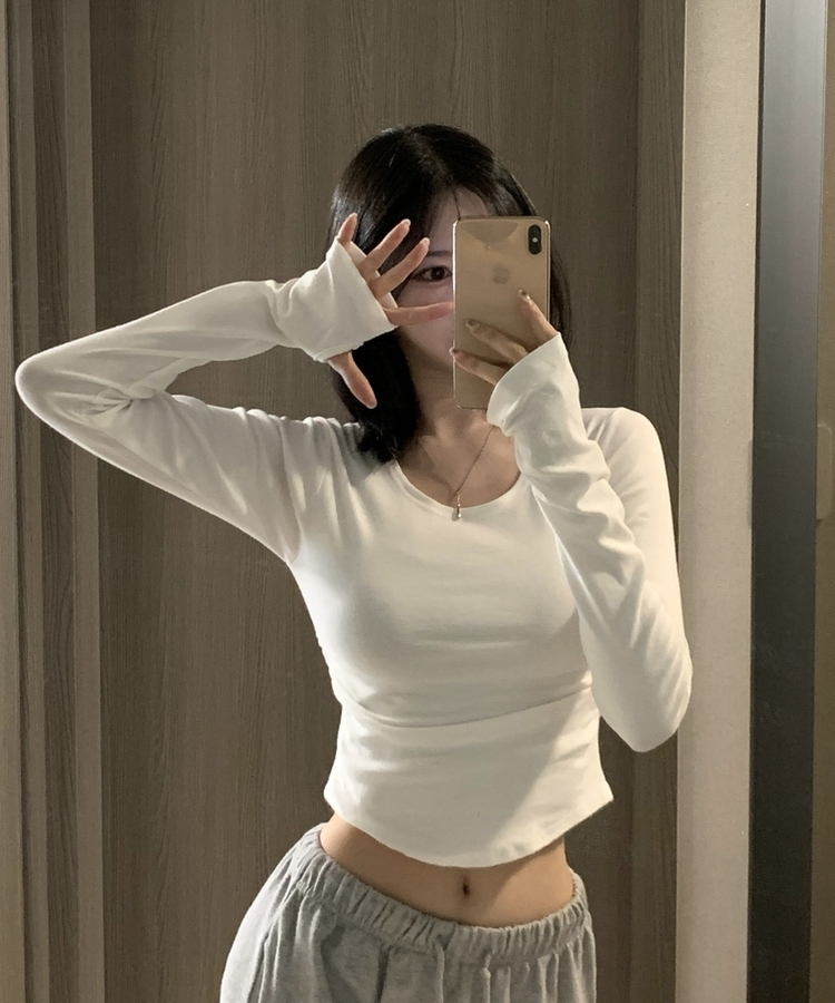 サイドシャーリングラウンド長袖Tシャツ(6color) IVORY