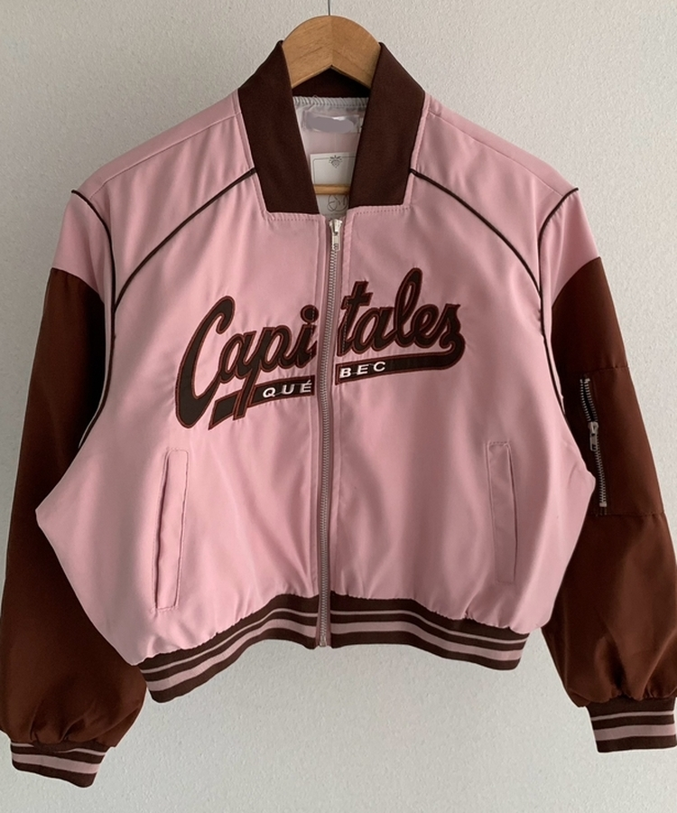 キャピタルプジップアップジャンパー