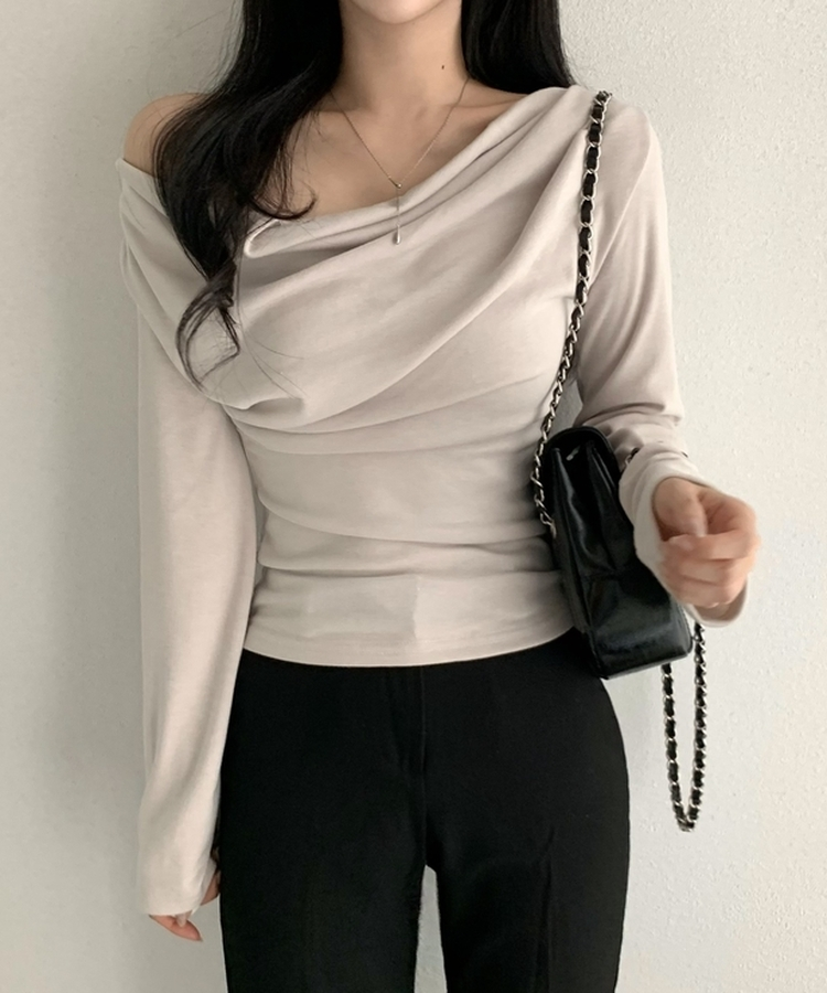 【起毛】ドレープシャーリングTシャツ BEIGE