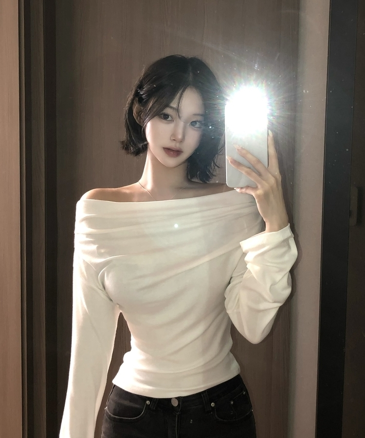 アンバランスドレープブラウス IVORY