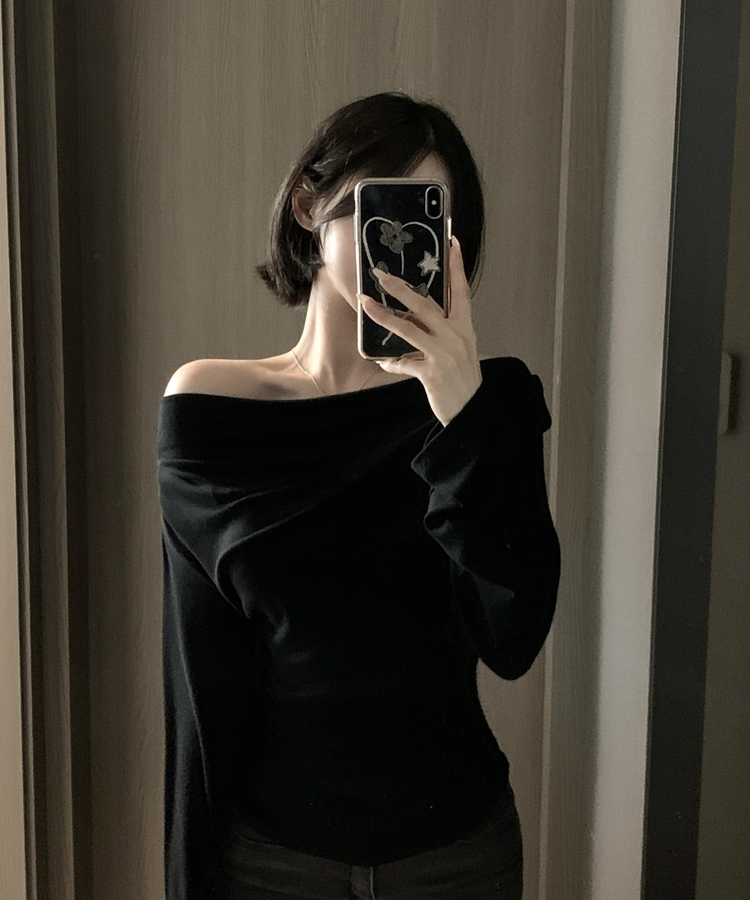 アンバランスドレープブラウス BLACK