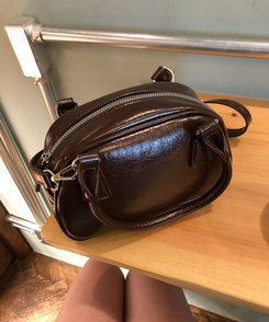 데일리 레더 숄더 크로스백 브라운